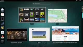 Full GNOME Desktop Environment, with extra components